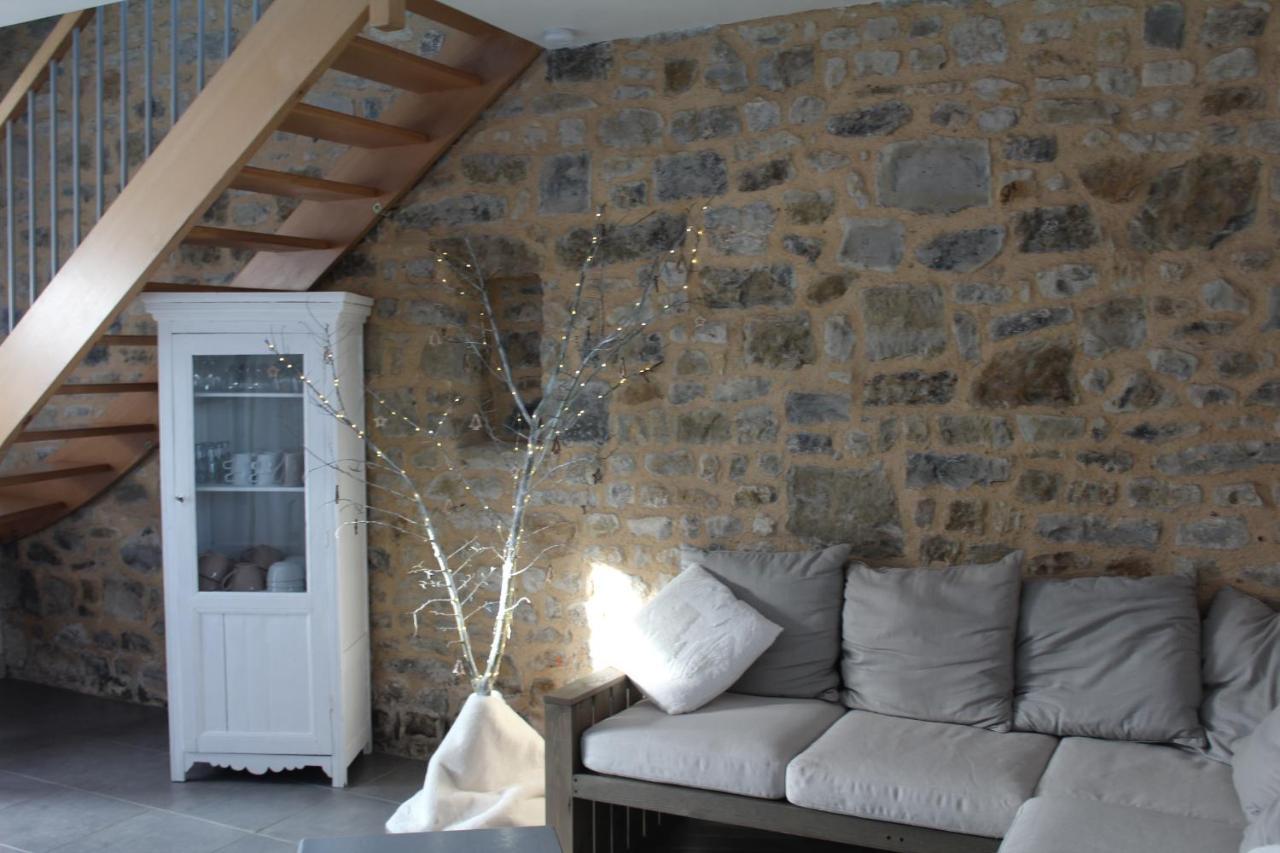Вилла La Forge, Gite Familial,A Sainte Mere Eglise Экстерьер фото